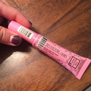 The Beauty Crop Fabulous Flocking Lashes Mascara